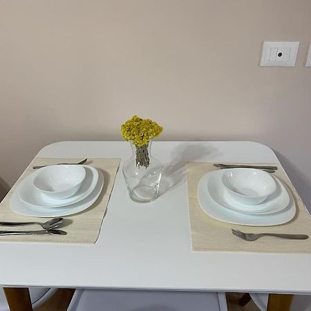 Mimosa'S Apartment With Lovely Balcony تيرانا المظهر الخارجي الصورة